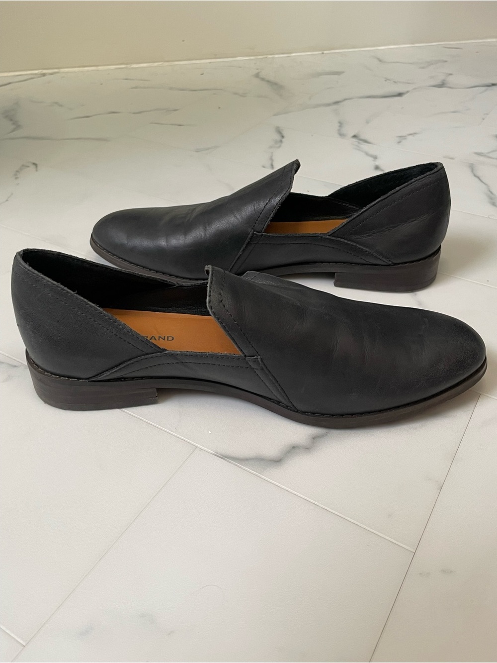 Lucky Brand Women's Black Leather Slip-On Flats - Picture 5 of 7